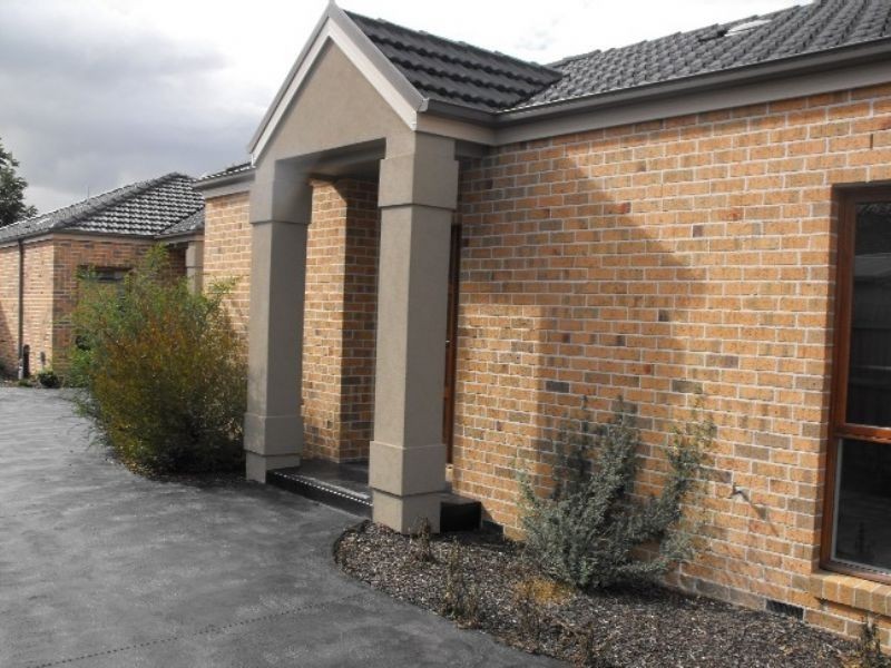 2/6 Deschamps Street, Lilydale VIC 3140