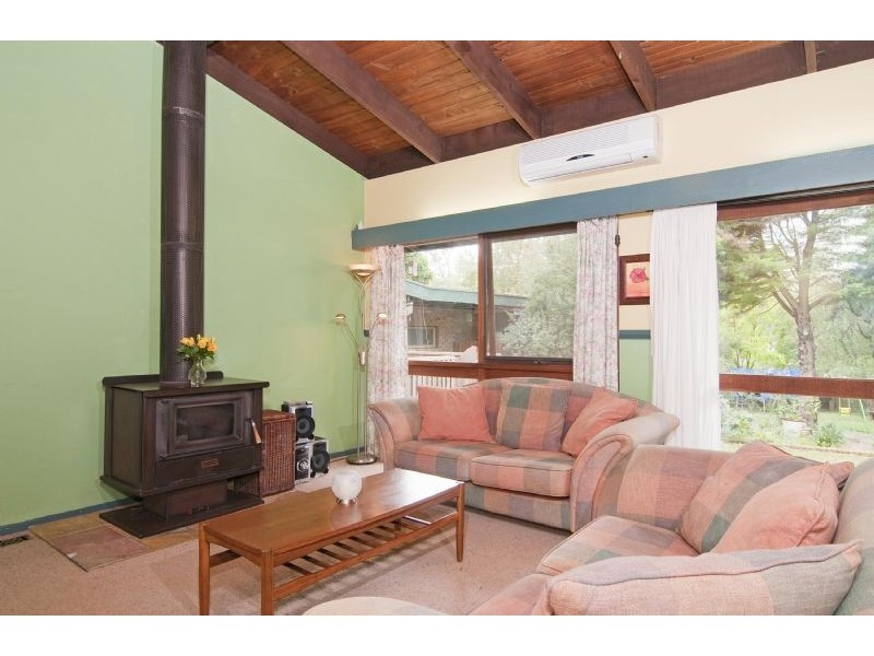 9 Paynes Road, Seville VIC 3139