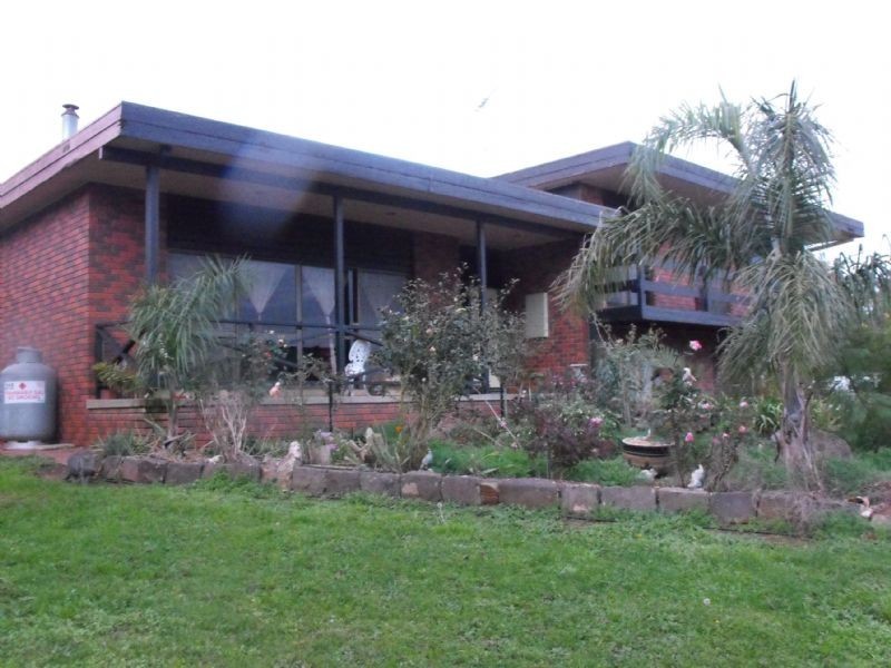 70 Glen Road, Silvan VIC 3795