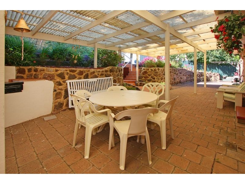 49 Churchill Drive, Mooroolbark VIC 3138