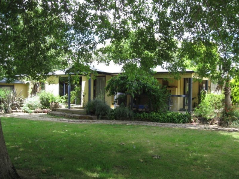 109 Walls Road, Glenburn VIC 3717