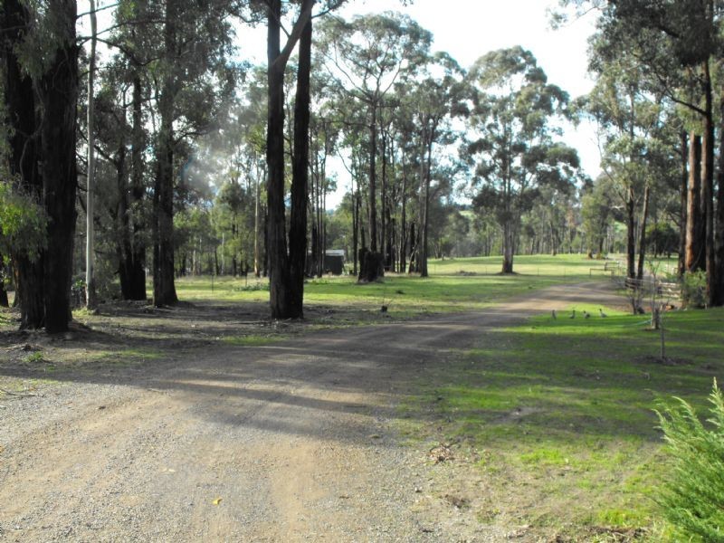 15 Rodger Road (Under Application), Wandin North VIC 3139