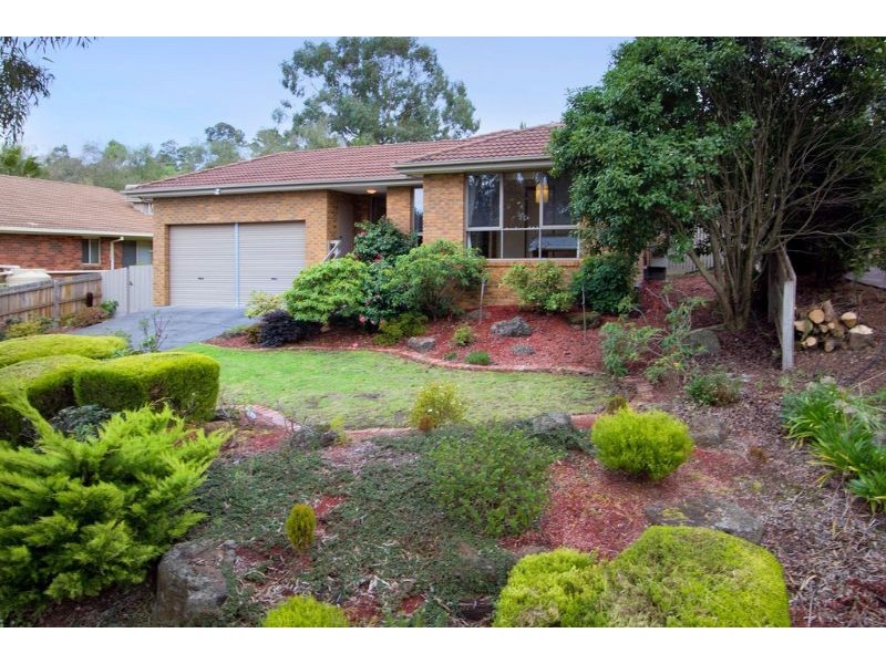 25 Lakeview Drive, Lilydale VIC 3140