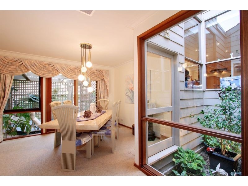 25 Lakeview Drive, Lilydale VIC 3140