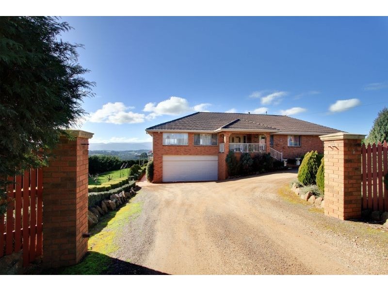 50 – 60 Chapman Road, Silvan VIC 3795