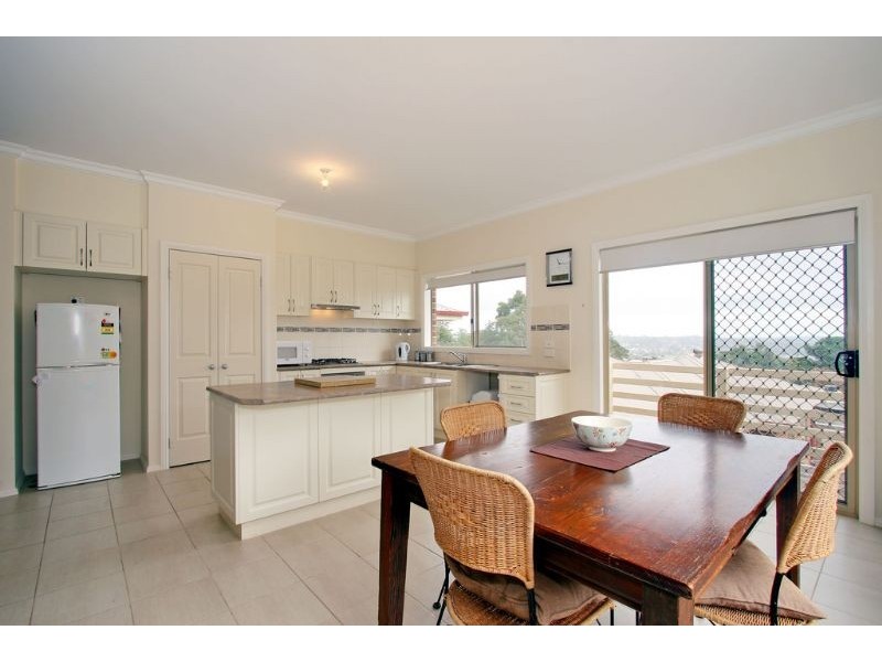 11 Bastow Road, Lilydale VIC 3140