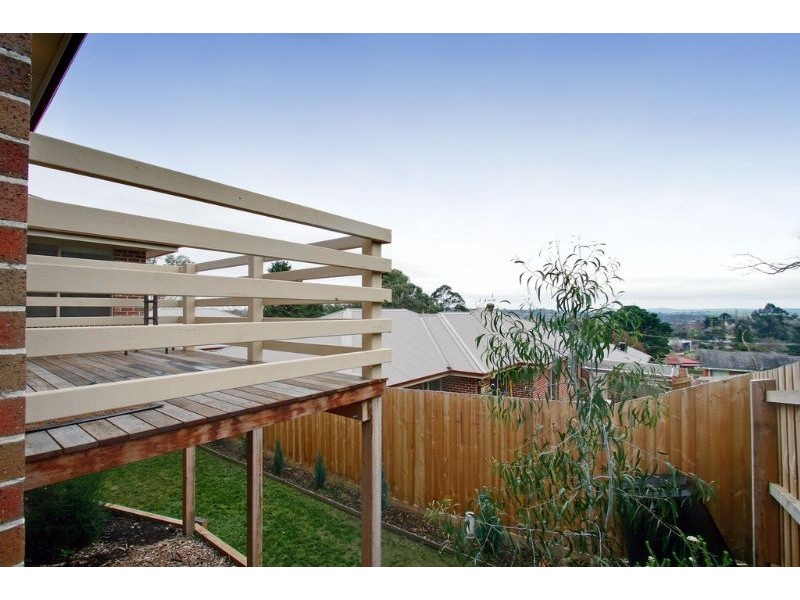 11 Bastow Road, Lilydale VIC 3140