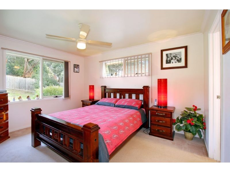 38 Batterbee Drive, Mooroolbark VIC 3138