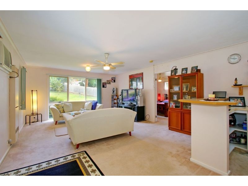 38 Batterbee Drive, Mooroolbark VIC 3138