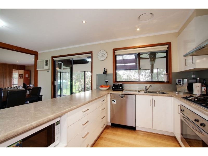 52 Kingswood Drive, Chirnside Park VIC 3116