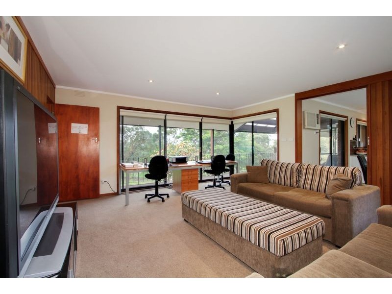 52 Kingswood Drive, Chirnside Park VIC 3116