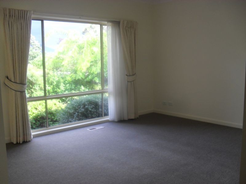 2/9 Yuruga Court, Mooroolbark VIC 3138