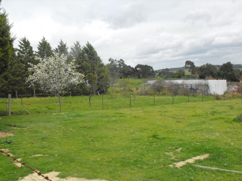 11 Meadow Fair Way, Chirnside Park VIC 3116