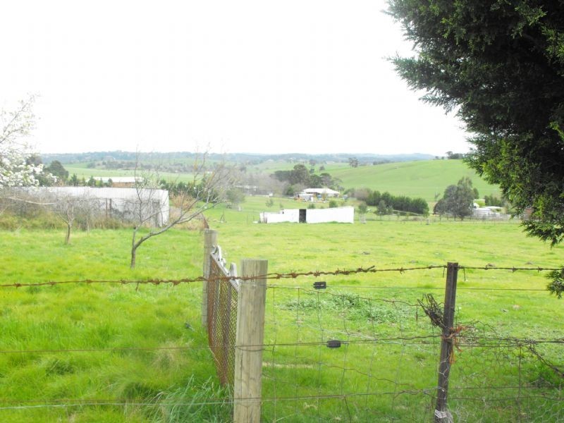 11 Meadow Fair Way, Chirnside Park VIC 3116