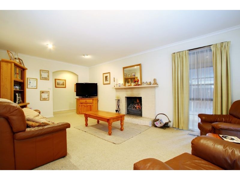 21 Parkstone Drive, Bayswater North VIC 3153