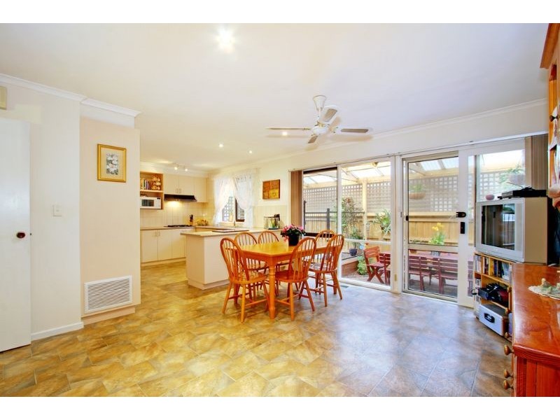 21 Parkstone Drive, Bayswater North VIC 3153