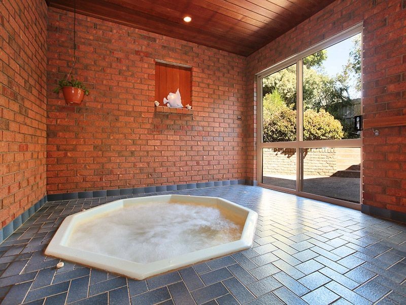 17 George Street, Wandin North VIC 3139
