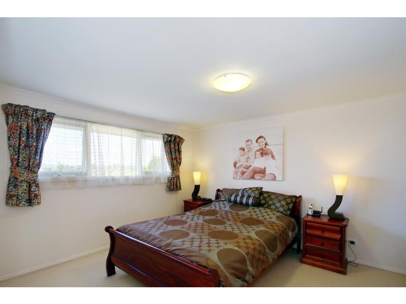 5 Elm Grove, Mooroolbark VIC 3138