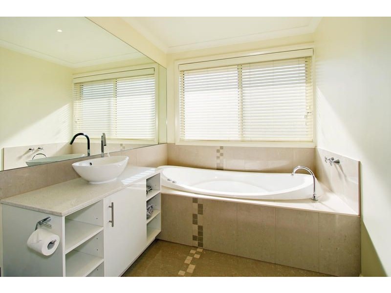 37 Benito Court, Lilydale VIC 3140