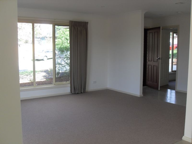 40 Glen Dhu Road, Kilsyth VIC 3137