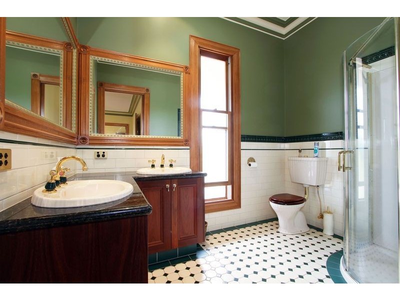 Chirnside Park VIC 3116