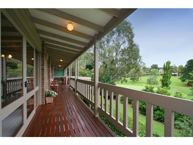 54 St Andrews Drive, Chirnside Park VIC 3116