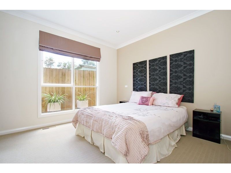 2/168 Bayswater Road, Croydon South VIC 3136