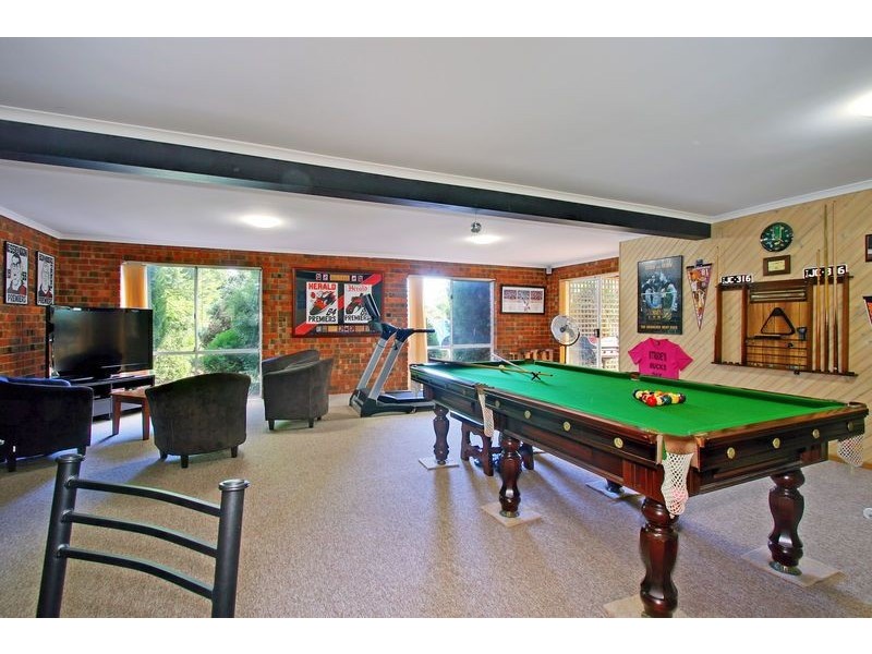 32 Drummer Hill Lane, Mooroolbark VIC 3138