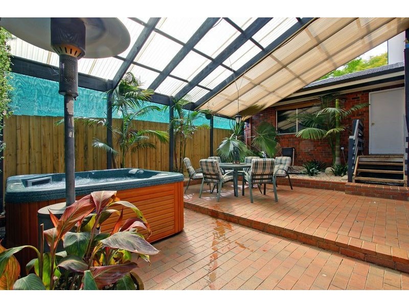 32 Drummer Hill Lane, Mooroolbark VIC 3138
