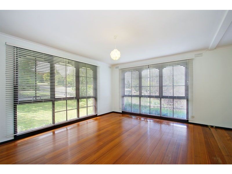 9 Ross Pincott Drive, Mooroolbark VIC 3138