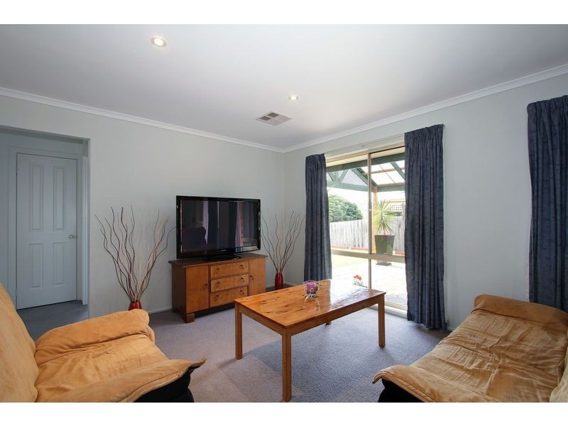 21 Clearwater Drive, Lilydale VIC 3140