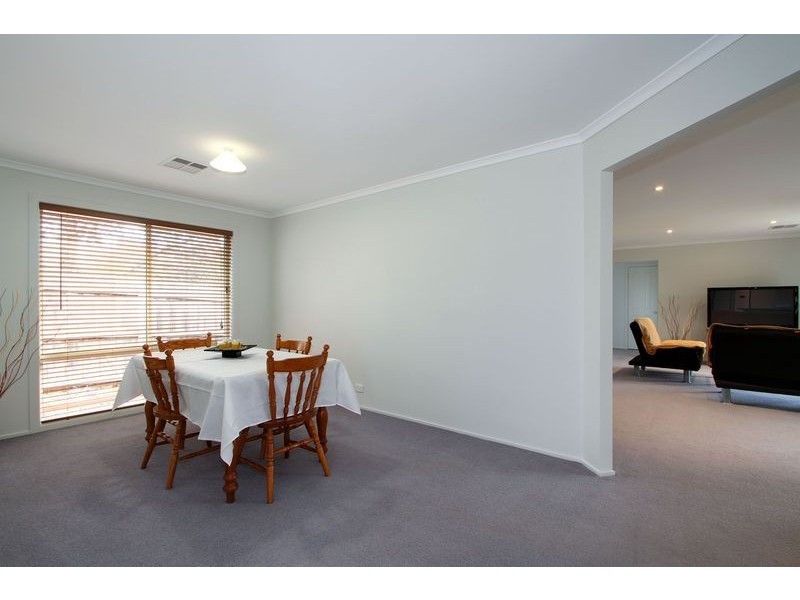 21 Clearwater Drive, Lilydale VIC 3140