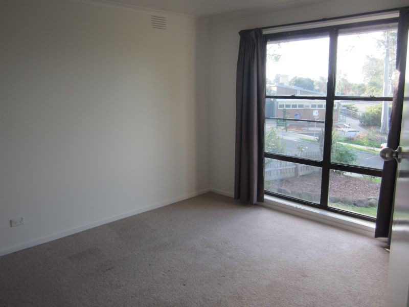 18 Bowen Road, Lilydale VIC 3140