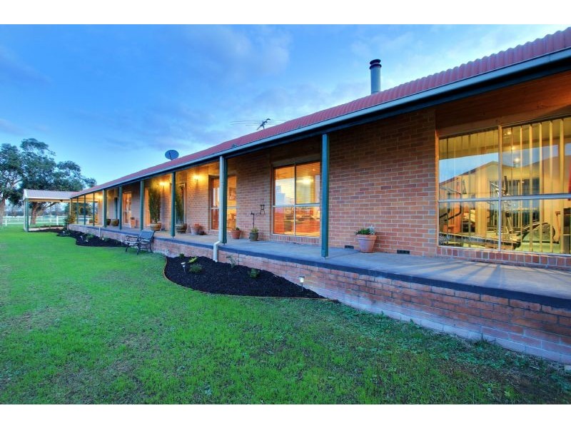 35 Frances Av, Yarra Glen VIC 3775