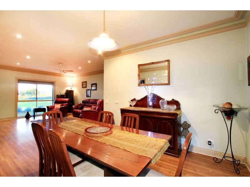 35 Frances Av, Yarra Glen VIC 3775