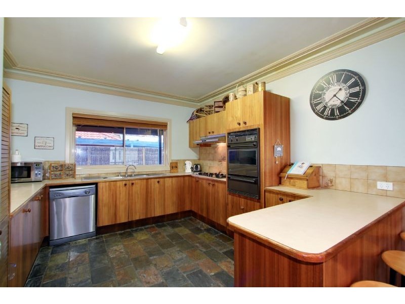 35 Frances Av, Yarra Glen VIC 3775
