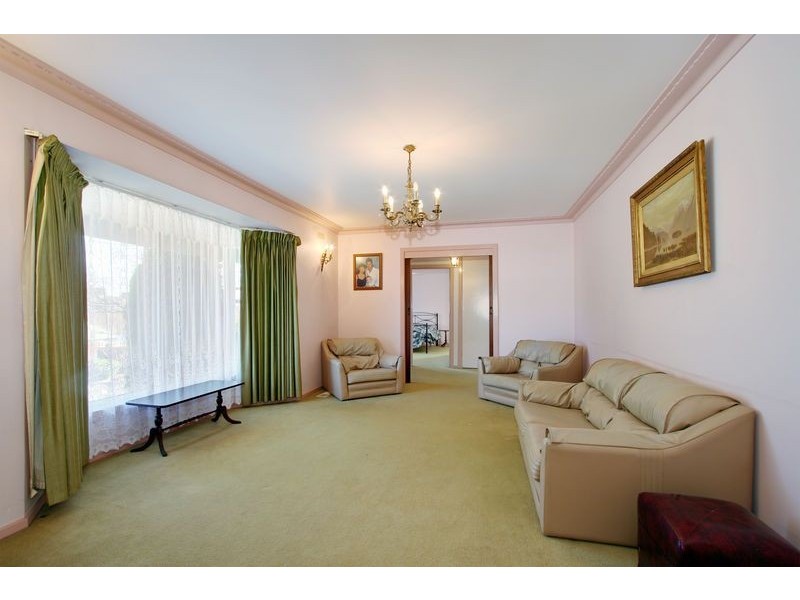 355 WARBURTON HIGHWAY, Wandin North VIC 3139