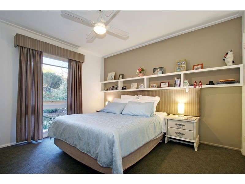 139 Rolling Hills Road, Chirnside Park VIC 3116