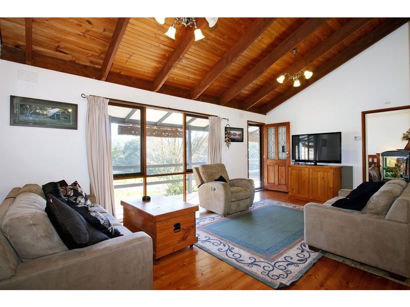 15 Howard Street, Seville VIC 3139