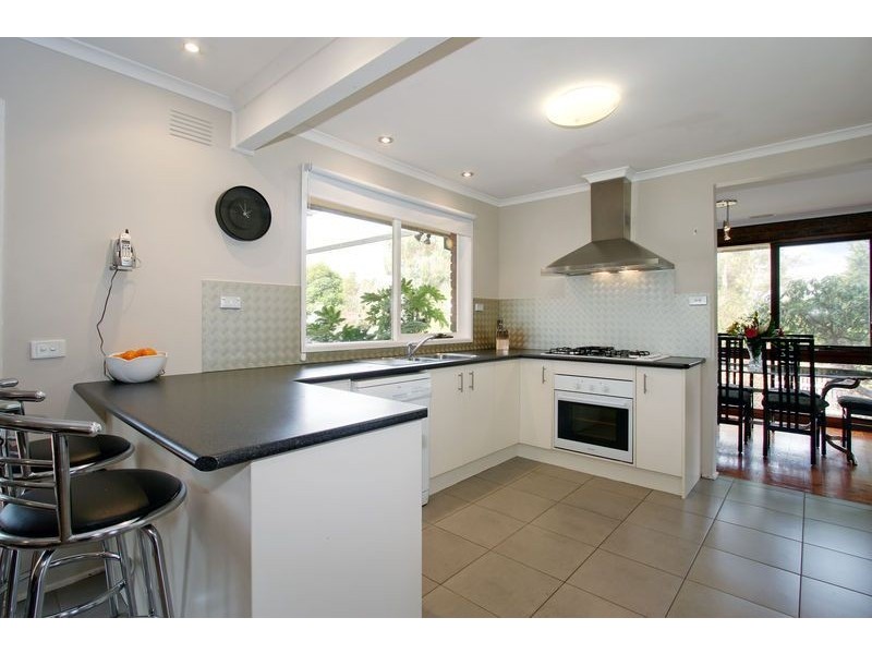 45 Churchill Drive, Mooroolbark VIC 3138