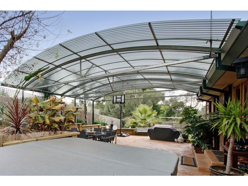 45 Churchill Drive, Mooroolbark VIC 3138