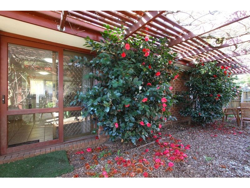 18 Dobell Place, Mooroolbark VIC 3138