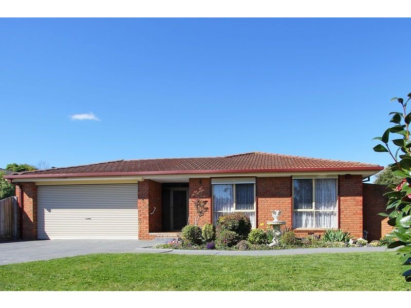 4 Terra Rossa Court, Mooroolbark VIC 3138