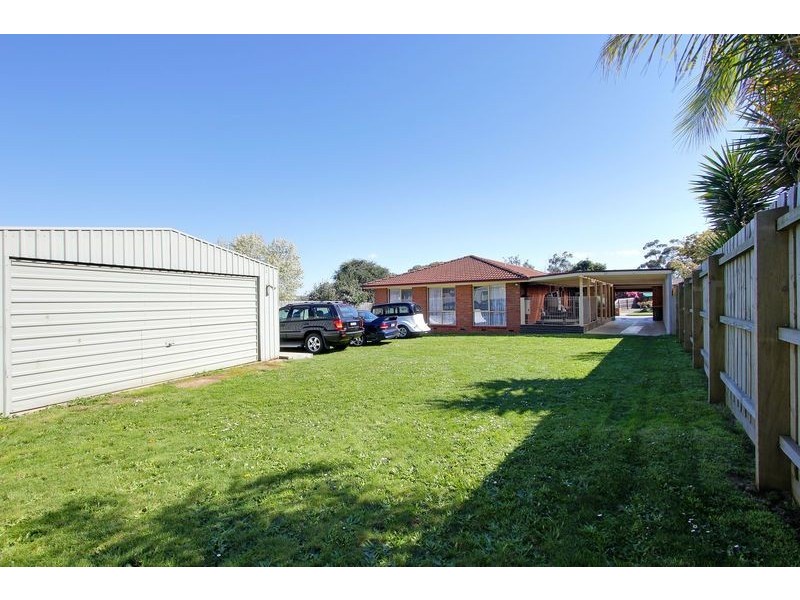 4 Terra Rossa Court, Mooroolbark VIC 3138