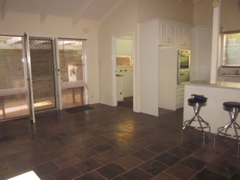2 Old Mill Court, Chirnside Park VIC 3116