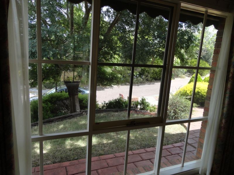 8 Commerford Place, Chirnside Park VIC 3116