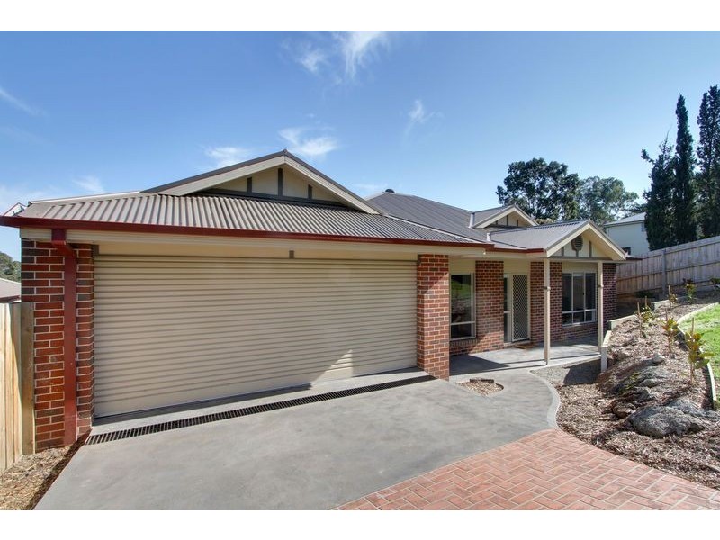 11 Bastow Road, Lilydale VIC 3140
