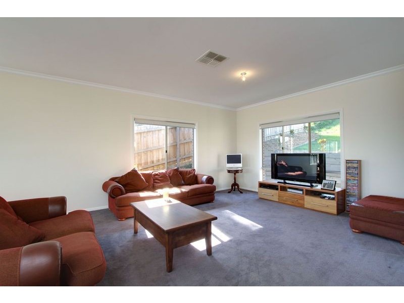 11 Bastow Road, Lilydale VIC 3140