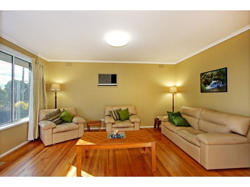 18 Belchester Avenue, Coldstream VIC 3770