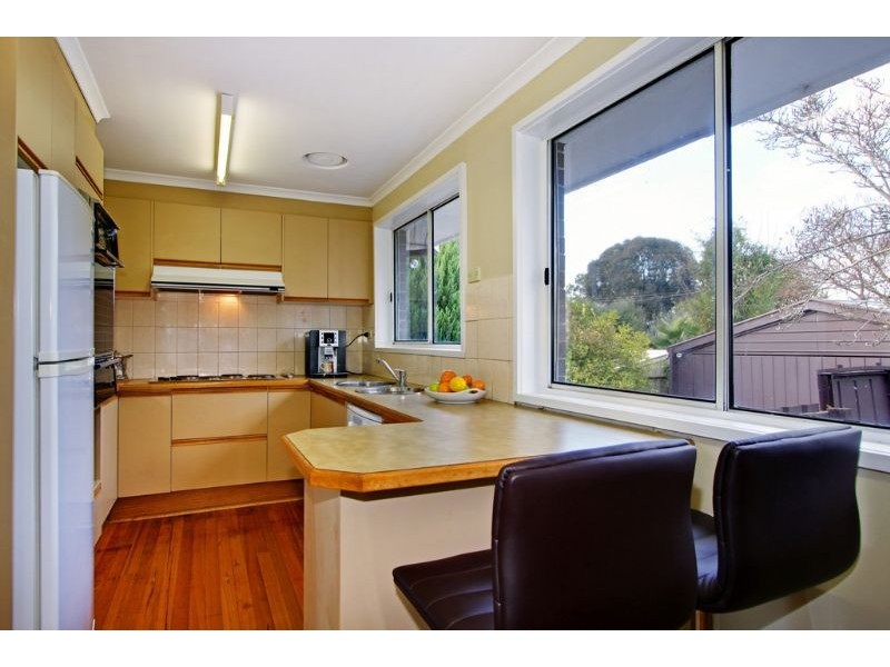 18 Belchester Avenue, Coldstream VIC 3770